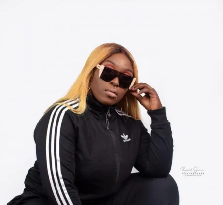 ENo Barony – Mind Your Business ft. Kofi Mole (Prod. By Hypelyrix)