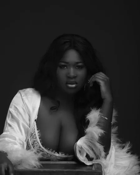 Sista Afia - Paper ft. Victor AD (Prod. by Kidnature)