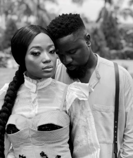 Sarkodie – Overload 1 ft. Efya (Prod. by MOG Beatz)