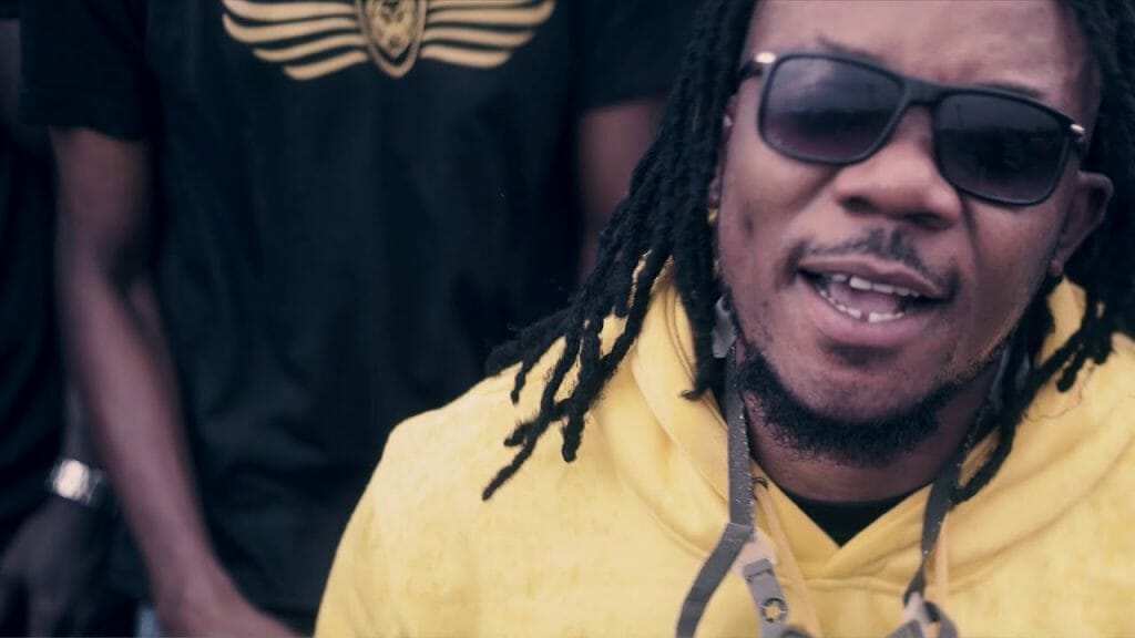 Bobby Gentle - Sika Y3 Mogya (Official Video)