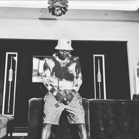 Shatta Wale – Ona (Prod. By Paq)