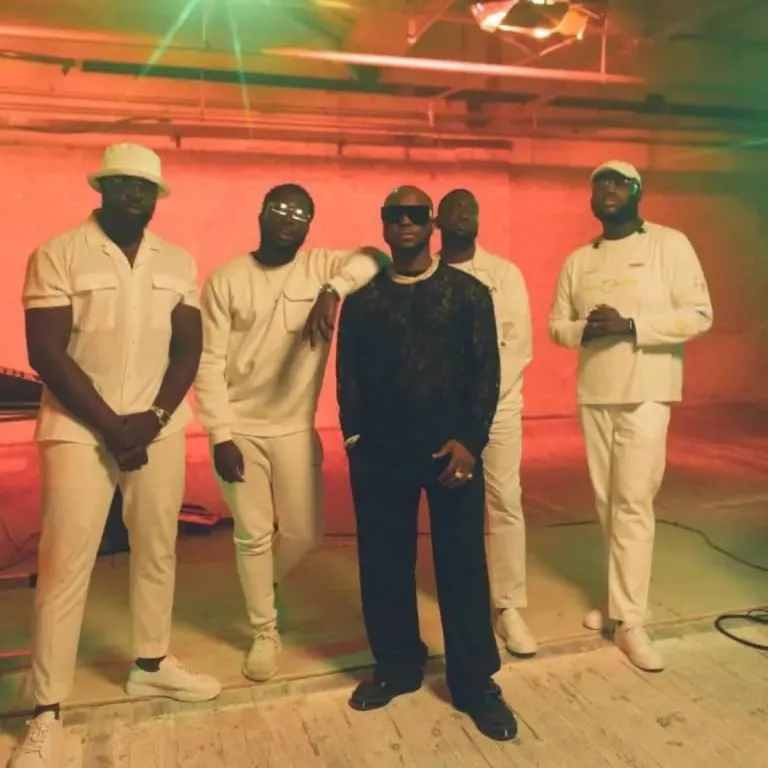 King Promise – Slow Down (Acoustic Session) ft. The Compozers