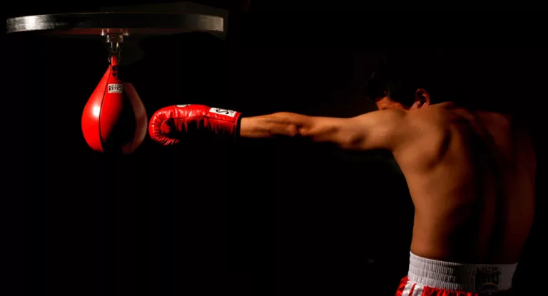 Video: Professional boxer dies after a mind-blowing knockout