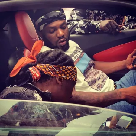R2Bees - Eboso