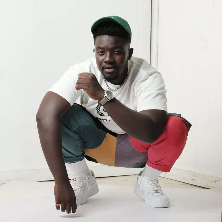 Broni - Ekomedeme Ft. Sarkodie