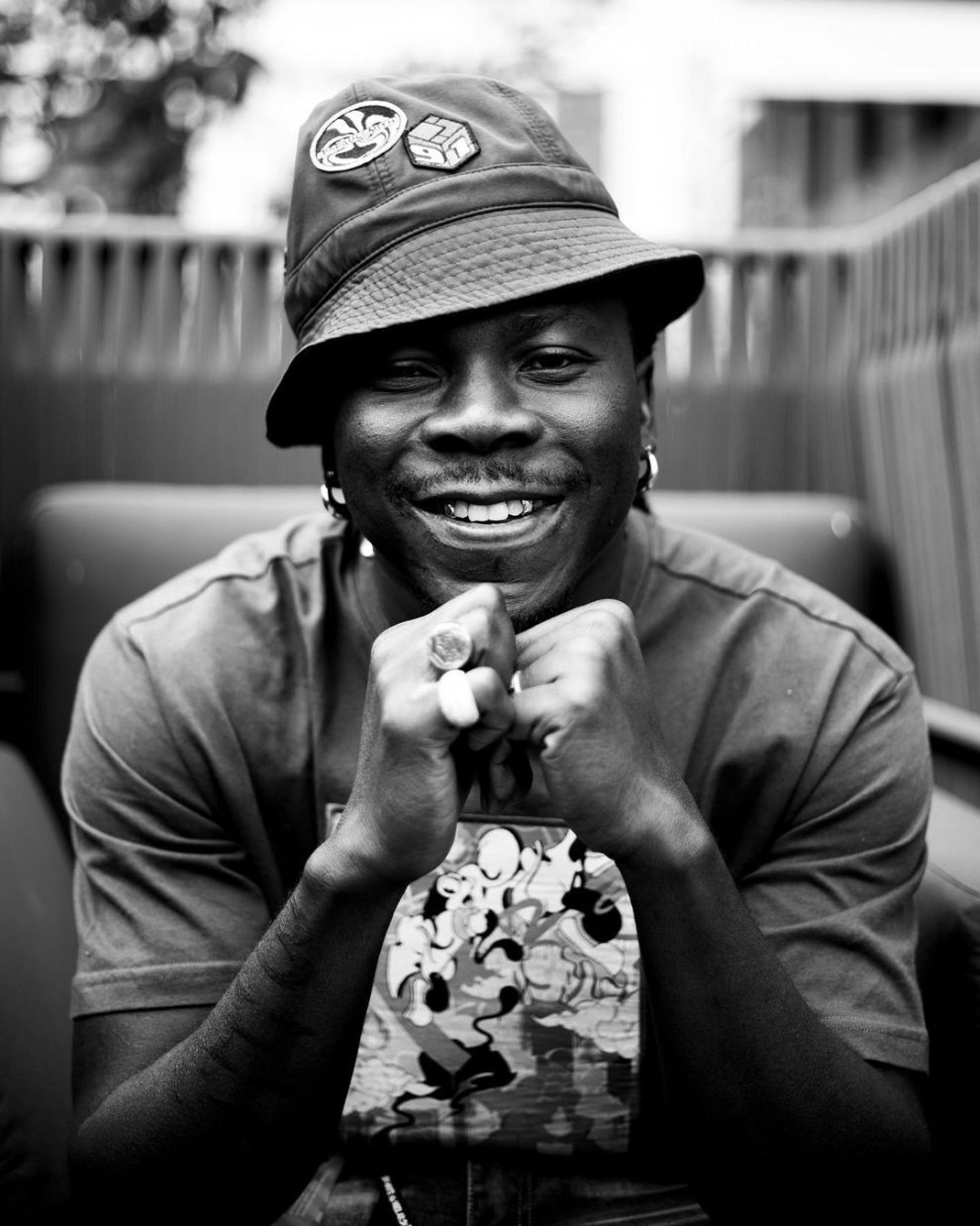 Download MP3 Stonebwoy Therapy Acoustic Version Hitz360 com mp3 image