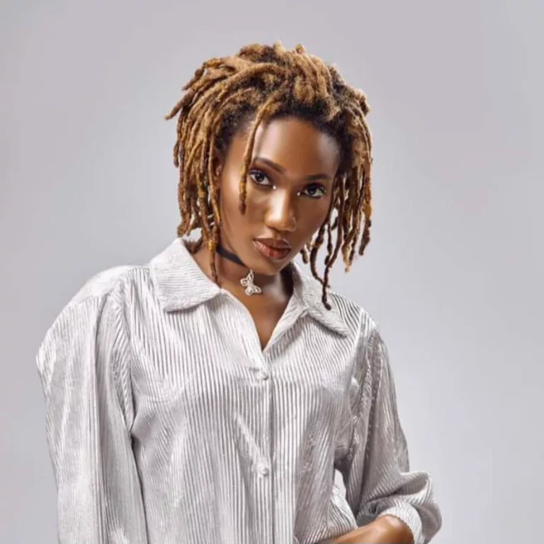 Wendy Shay – Love Me Now Wendy Shay - Love Me Now