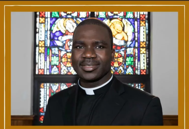 Fr. Collins – Me Mmre Beba Fr. Collins - Me Mmre Beba