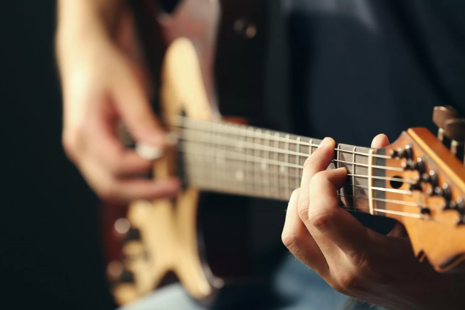 Amplifying Musicians' Sound: Mastering Brand Identity with Adobe Express
