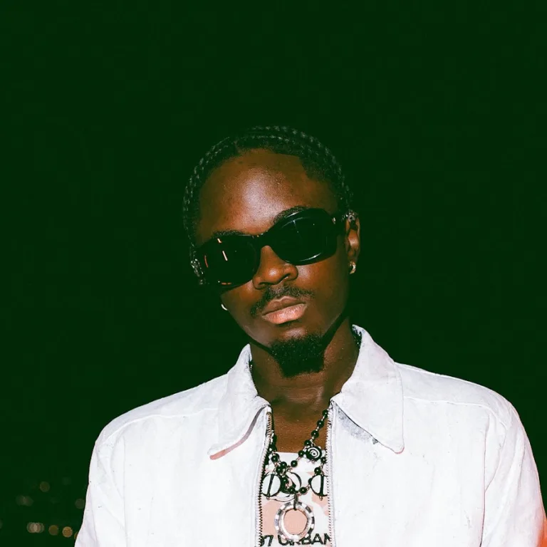 Yaw Tog – Straight Shot Hennessy Yaw Tog – Straight Shot Hennessy