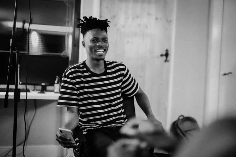 Kwesi Arthur – Thoughts From King Arthur Kwesi Arthur – Thoughts From King Arthur